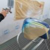 peinture sur une pièce de carrosserie d'une moto
